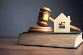 Essential Considerations in Real Estate Law: Buying and Selling Property